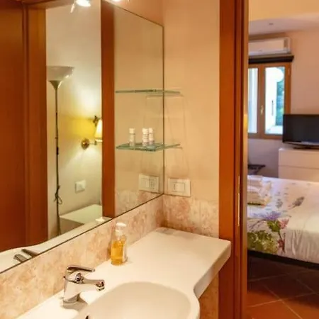 Nice Apartment In San Frediano Area Florence Exterior photo